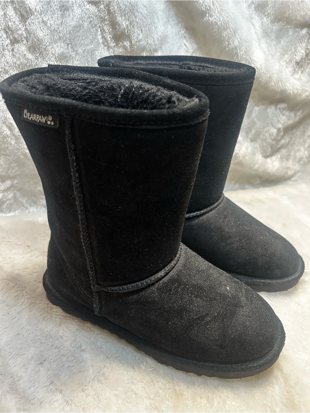 WOMENS SIZE 5/6 BLACK BEARPAW LINED SUEDE 9 1/4" TALL BOOTS